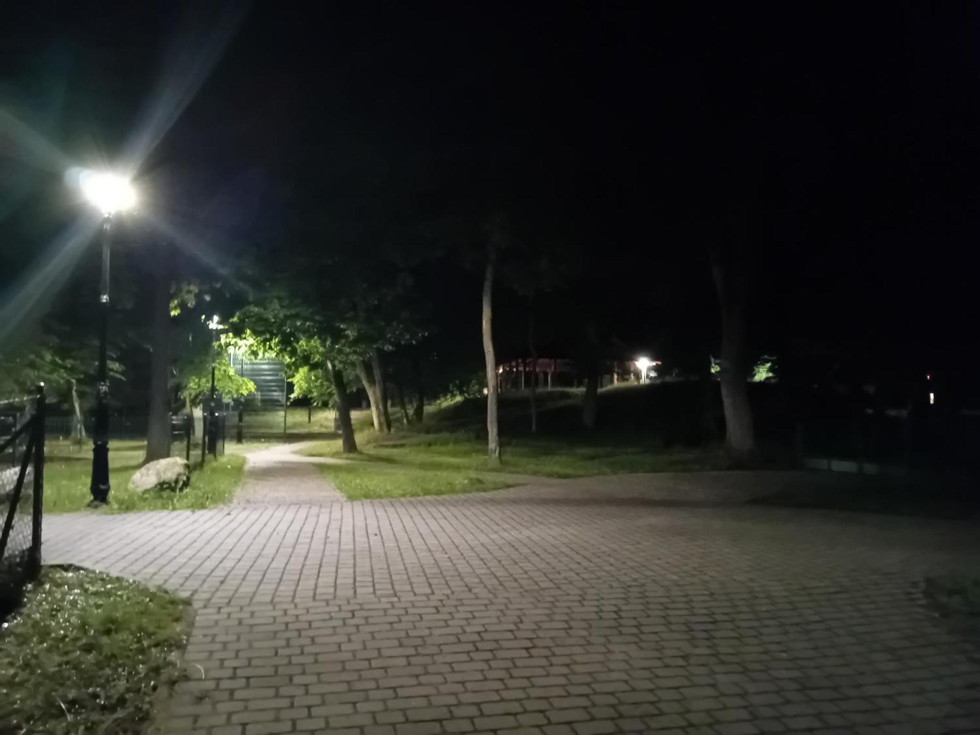 Pokoje Goscinne Sloneczny Klon Dabrowno エクステリア 写真